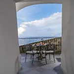 Bellevue Syrene Hotel 5*
