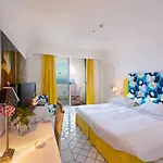 Bellevue Syrene Hotel