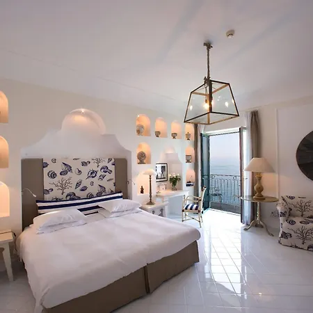 Bellevue Syrene מלון 5*