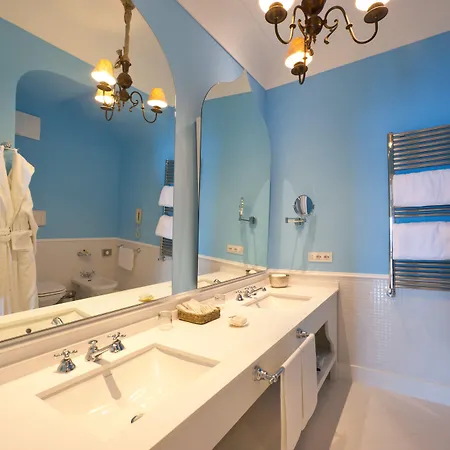 Bellevue Syrene Hotel 5*