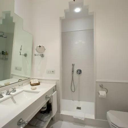 Bellevue Syrene Otel 5*