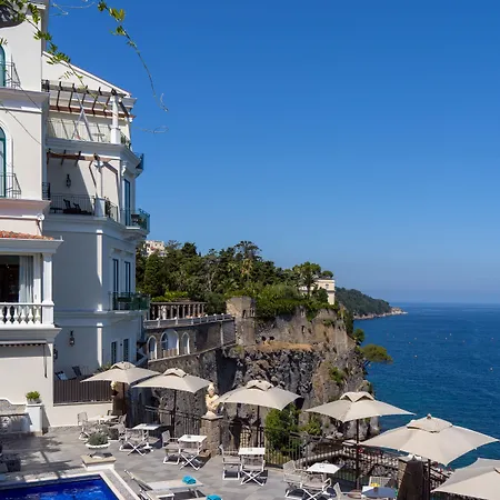 Bellevue Syrene Hotel 5*
