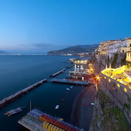 Bellevue Syrene Hotel