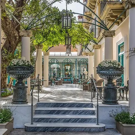 Hotel Bellevue Syrene 5*